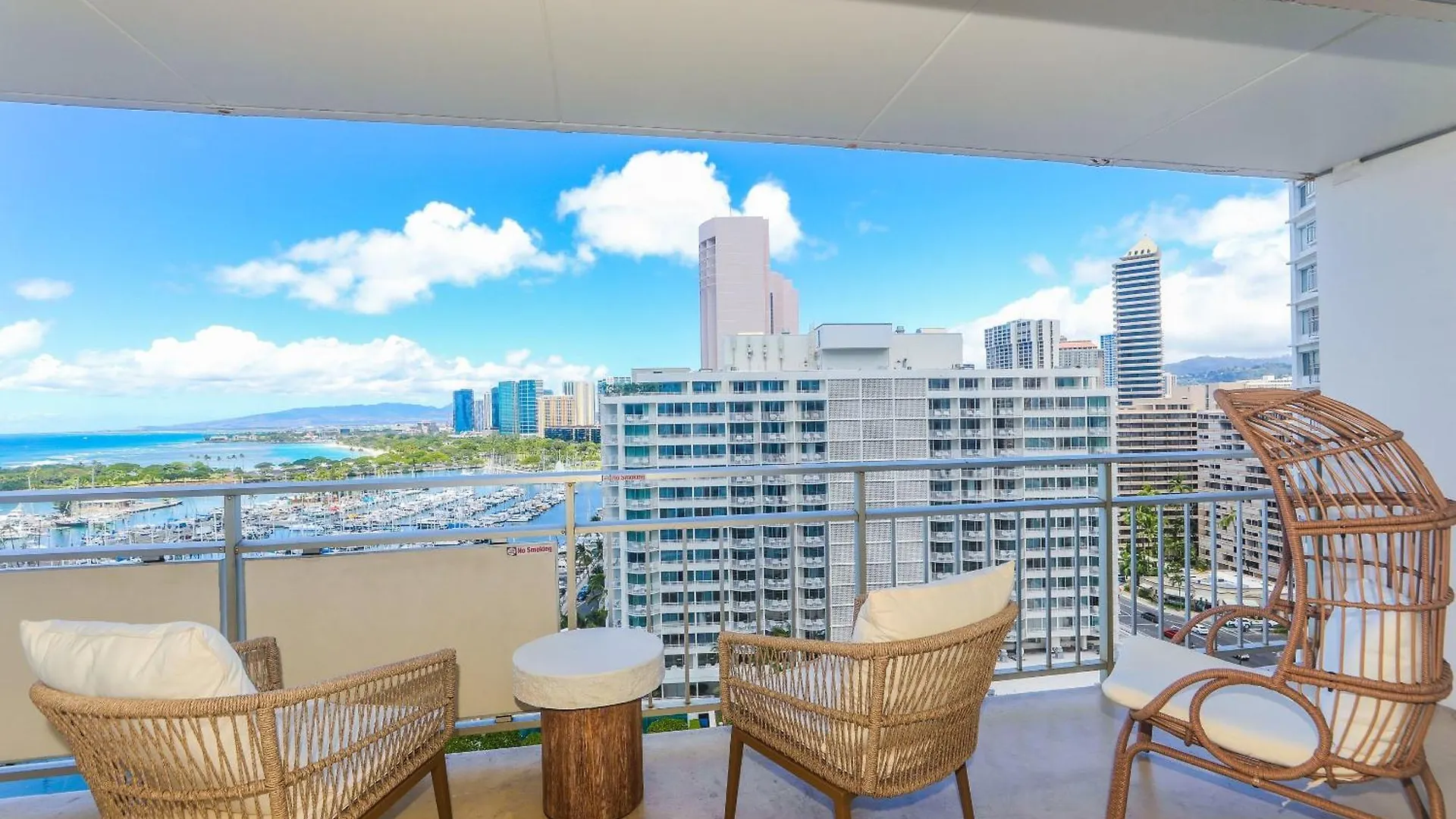 Ilikai Tower 1533 Yacht Harbor View 1Br Apartment Honolulu
